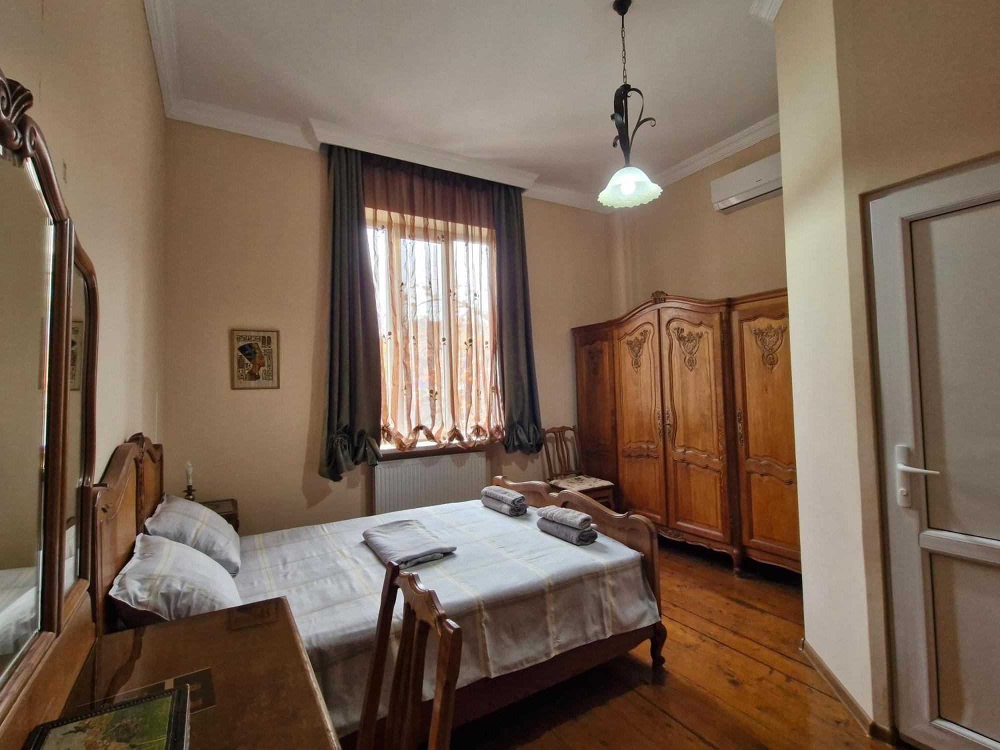 Tamari Guest House Telavi Exteriör bild