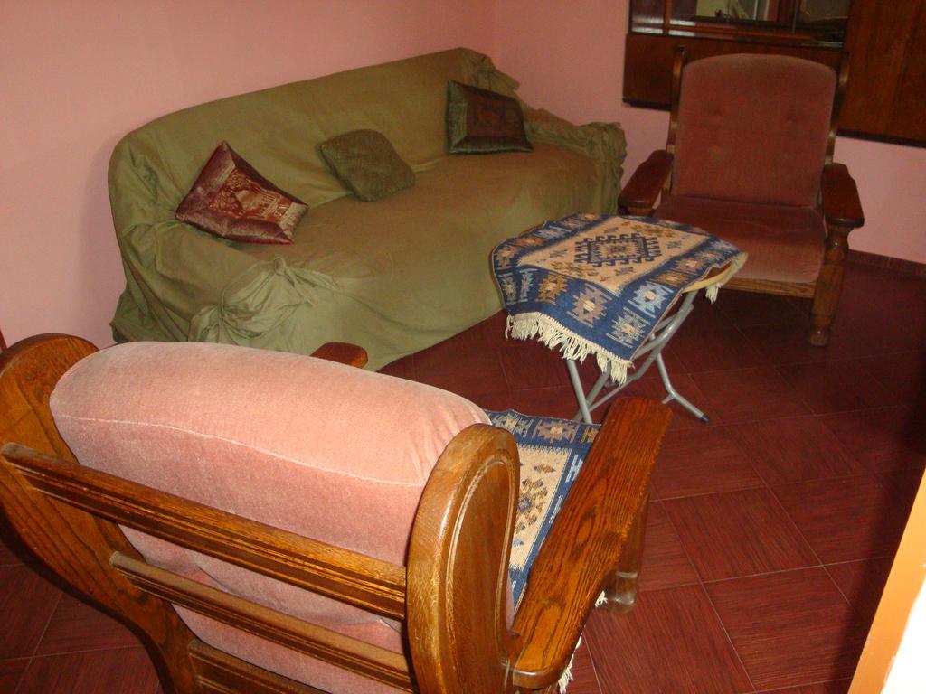Tamari Guest House Telavi Rum bild